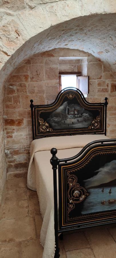 Antico Trullo Immerso Nella Campagna Alberobello Exterior foto