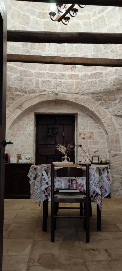 Antico Trullo Immerso Nella Campagna Alberobello Exterior foto